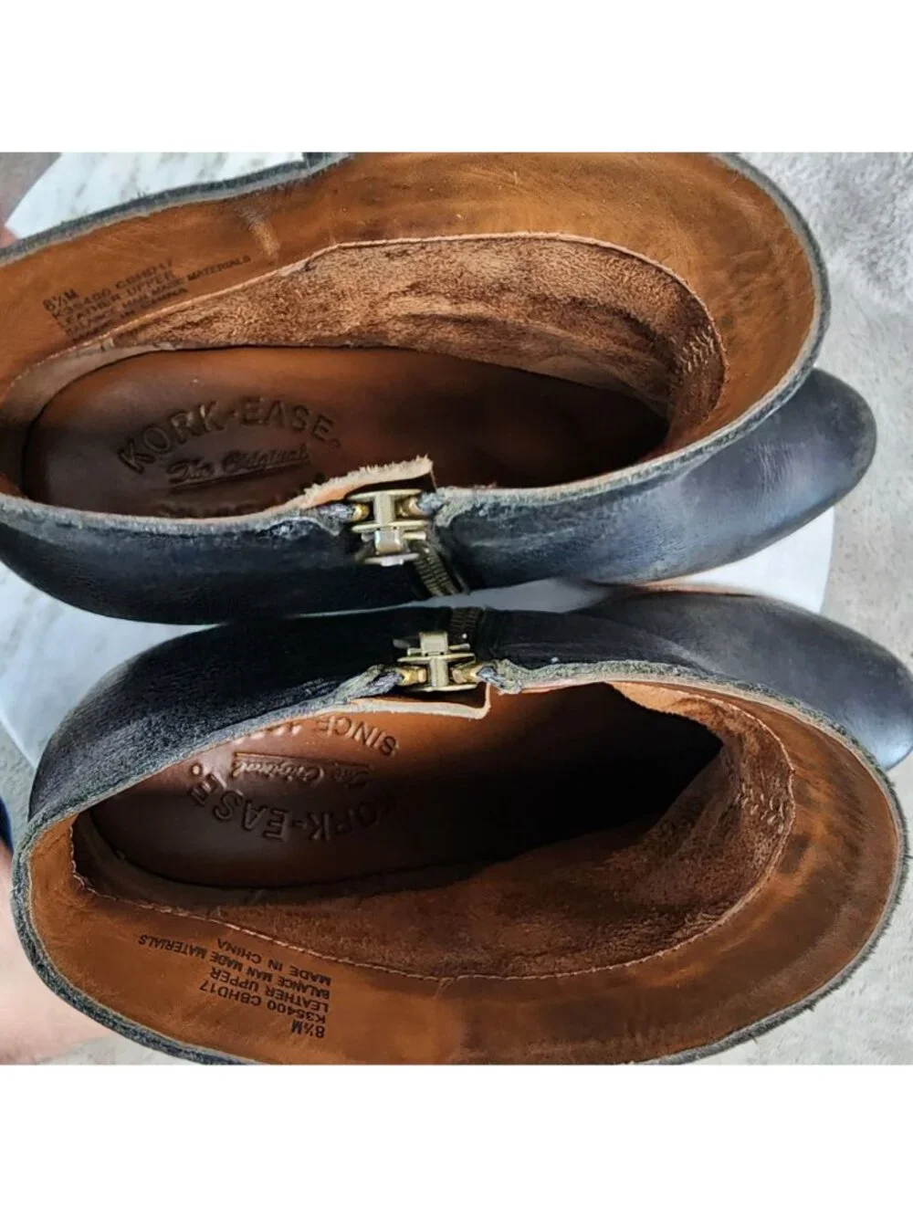 Kork Ease Shoes Womens Size 8.5 Black Leather Wedge Ankle Booties *Read*